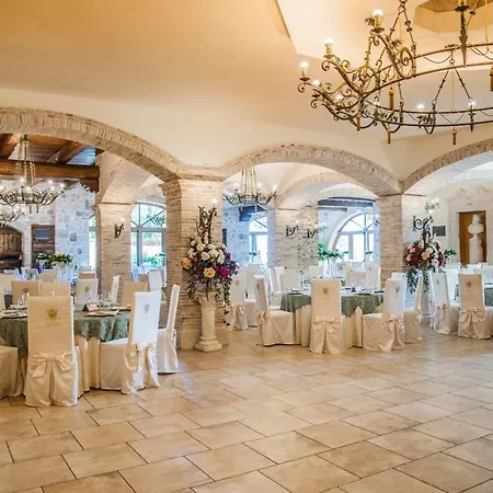 Hotel Ristorante Le Gole Di Ricci Aielli