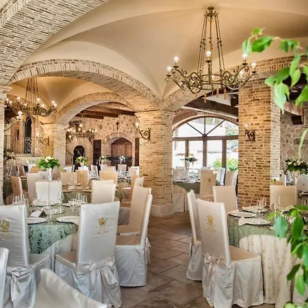 Hotel Ristorante Le Gole Di Ricci *