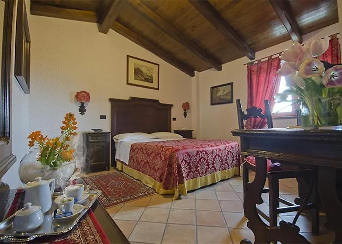 Ristorante Le Gole Di Ricci Otel Aielli